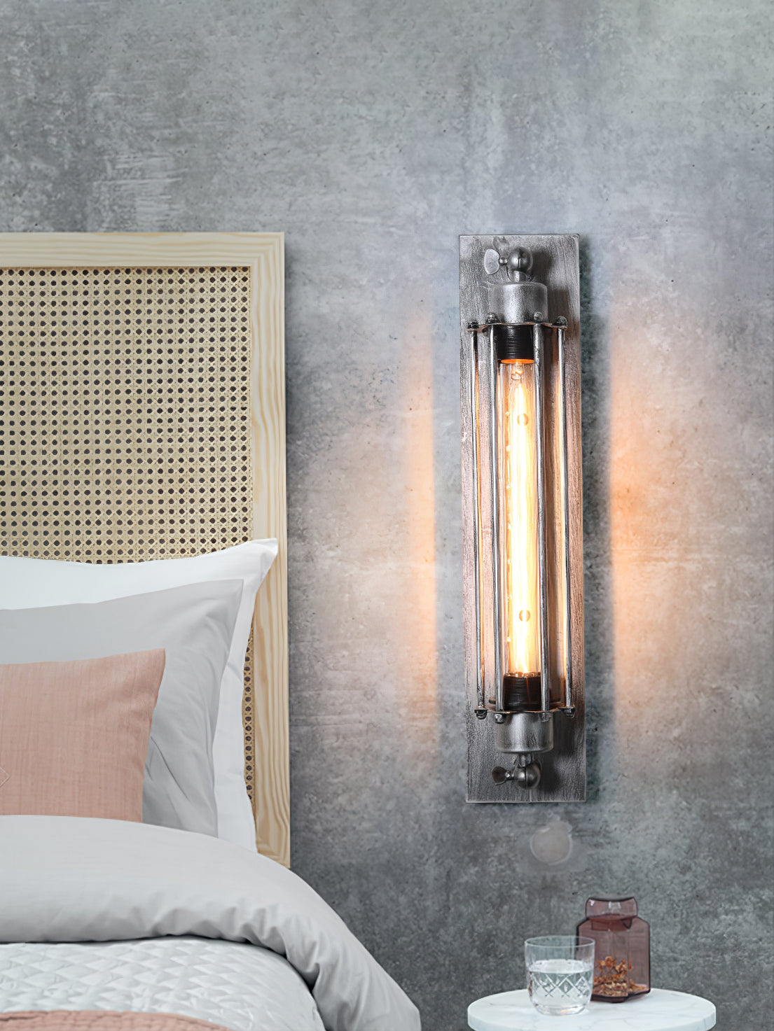 Applique Murale Industrielle en Aluminium - Éclairage Durable et Élégant pour Intérieur