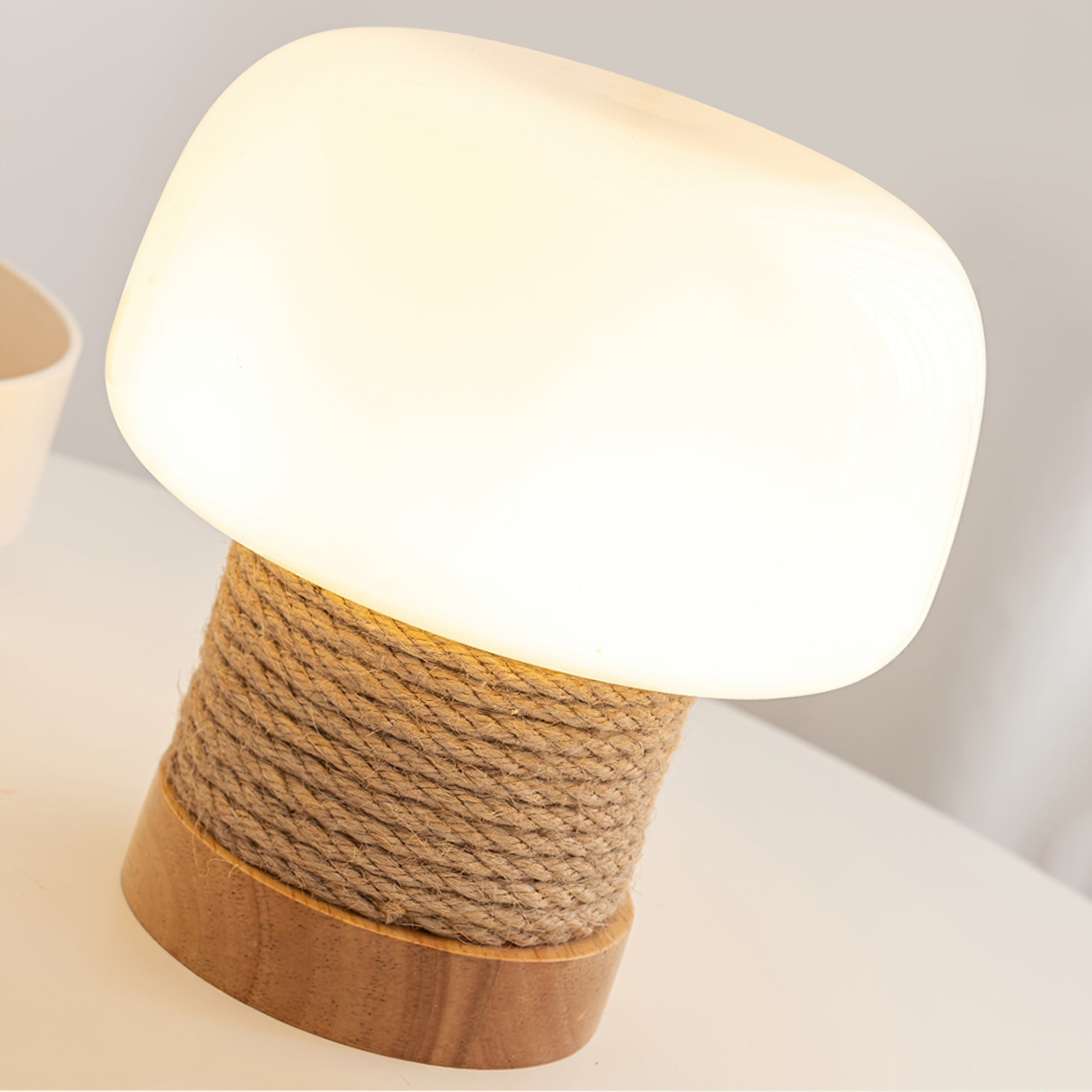 Lampe de Table Moderne en Verre - Élégance et Style Contemporain