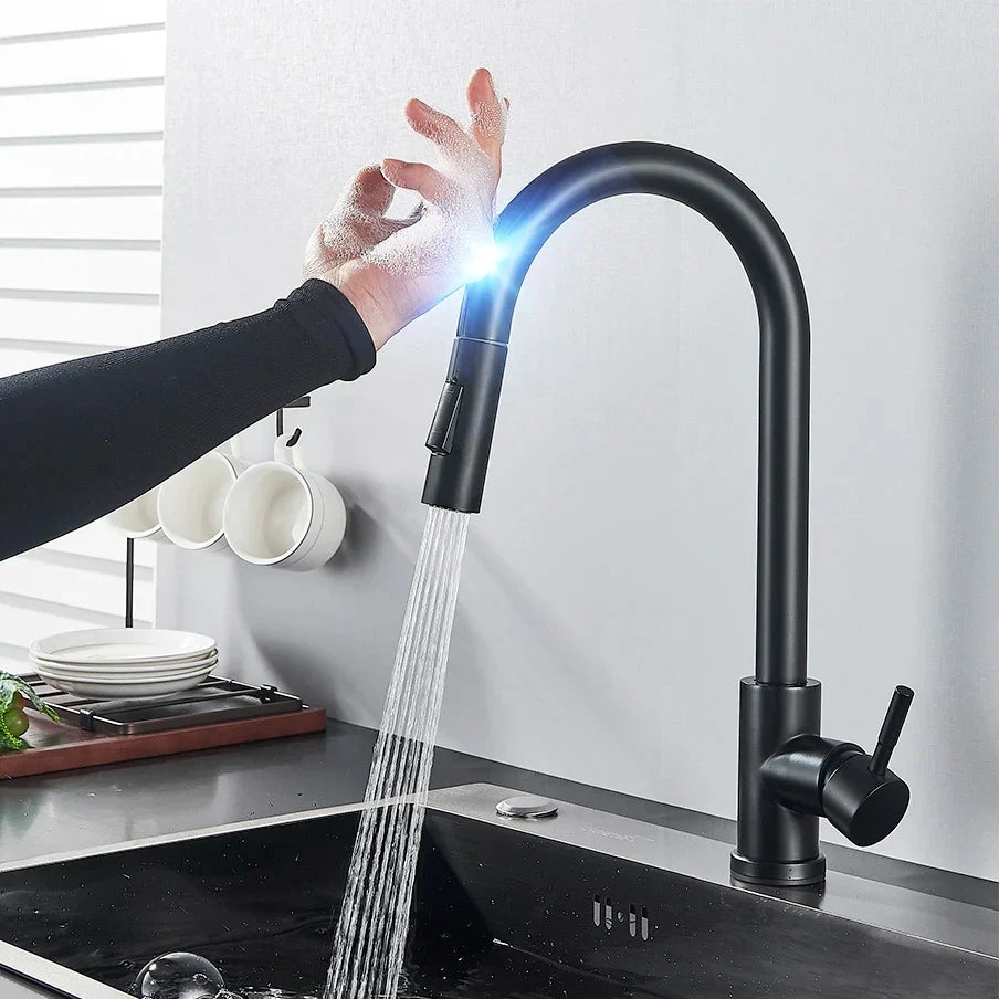 Robinet de Cuisine Tactile Rétractable - Finition en Nickel Brossé Élégante