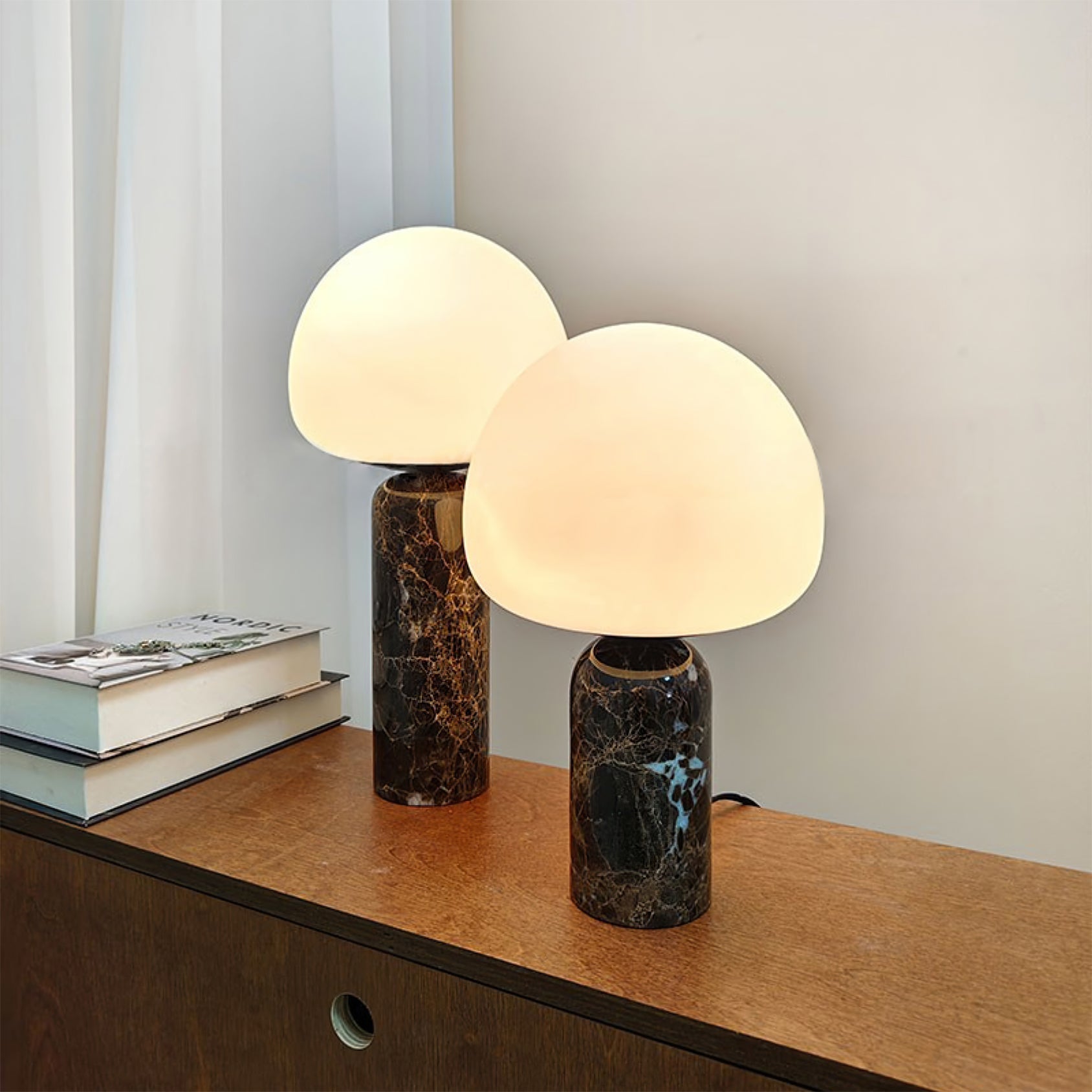 Lampe de Bureau en Marbre et Verre - Élégance Intemporelle pour Votre Intérieur
