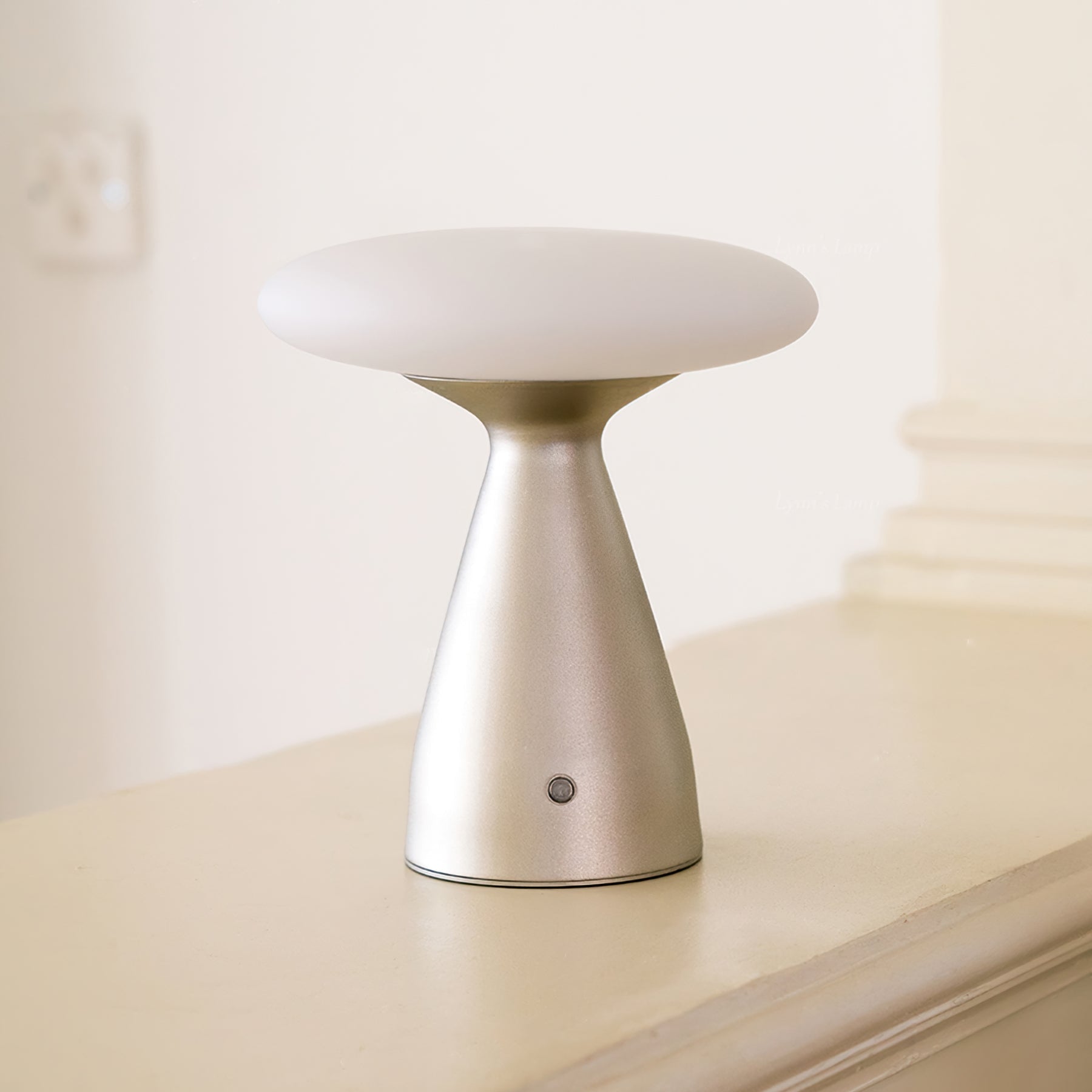 Lampe de Bureau Moderne en Verre - Éclairage Douillet et Élégant