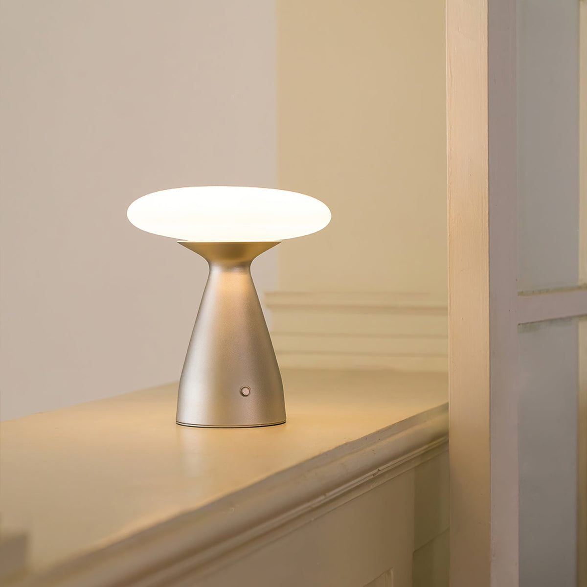 Lampe de Bureau Moderne en Verre - Éclairage Douillet et Élégant