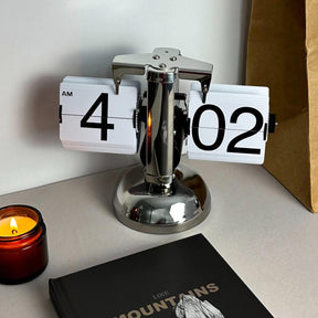 Horloge Flip Numérique Moderne - Design Rétro et Élégant