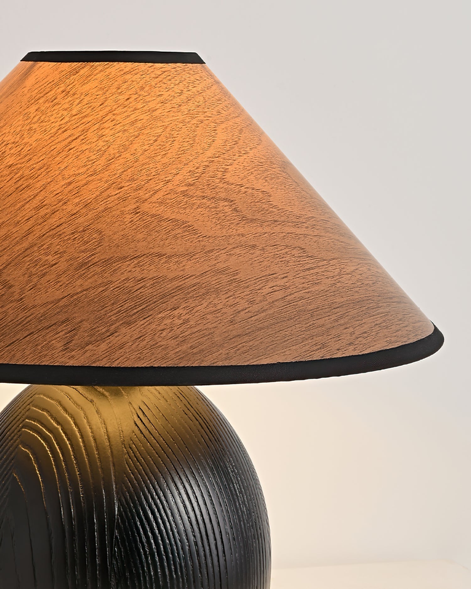 Lampe de Table en Bois - Élégance Naturelle et Ambiance Chaleureuse
