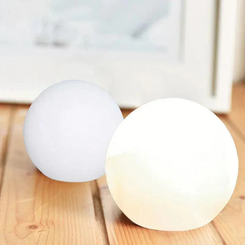 Lampe LED Rechargeable d'Extérieur - Couleurs Vibrantes et Design Étanche