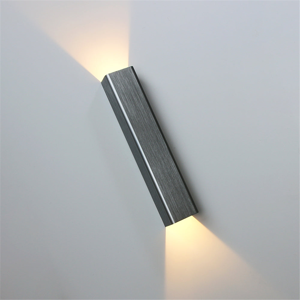 Lampe d'extérieur moderne et élégante - Éclairage Durable pour Espaces Contemporains