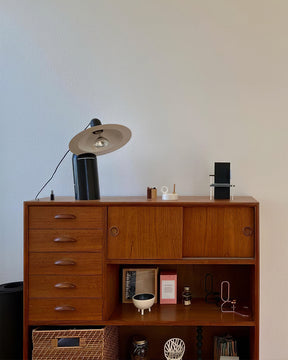 Lampe de Table Moderne Ajustable - Design Polyvalent et Éclairage Flexible