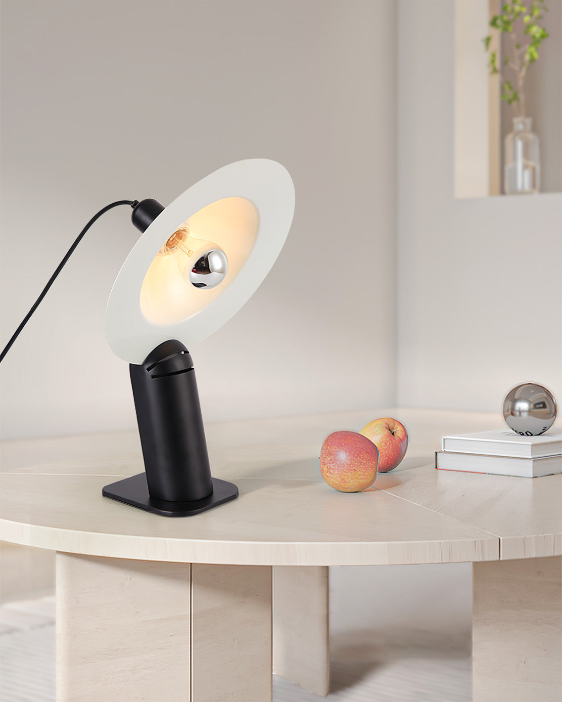 Lampe de Table Moderne Ajustable - Design Polyvalent et Éclairage Flexible