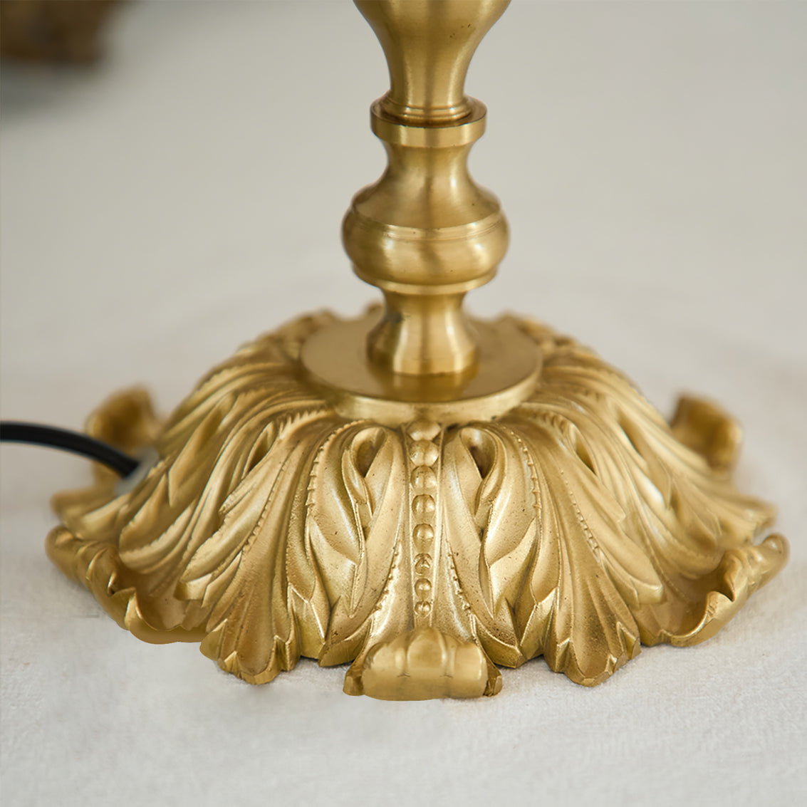 Lampe en Laiton Moderne avec Franges - Éclairage Chaleureux et Élégant