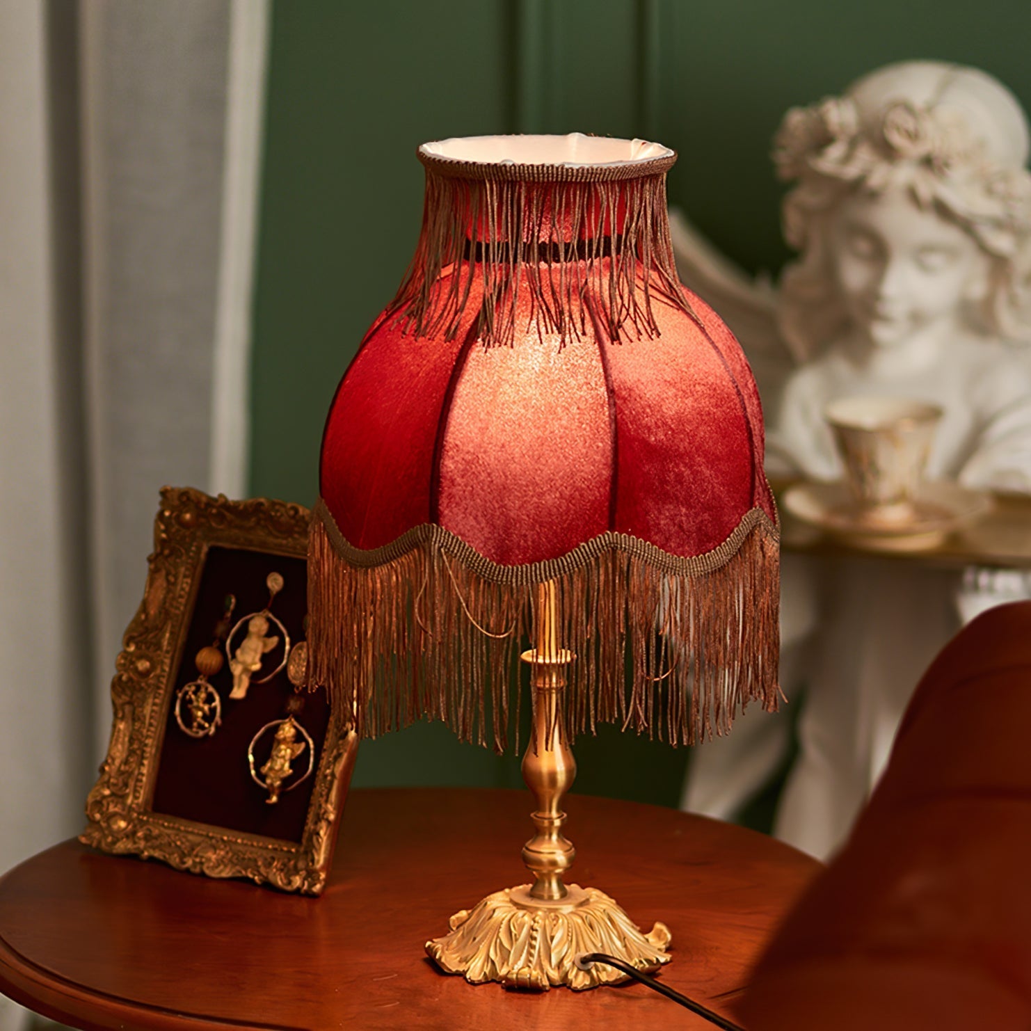 Lampe en Laiton Moderne avec Franges - Éclairage Chaleureux et Élégant