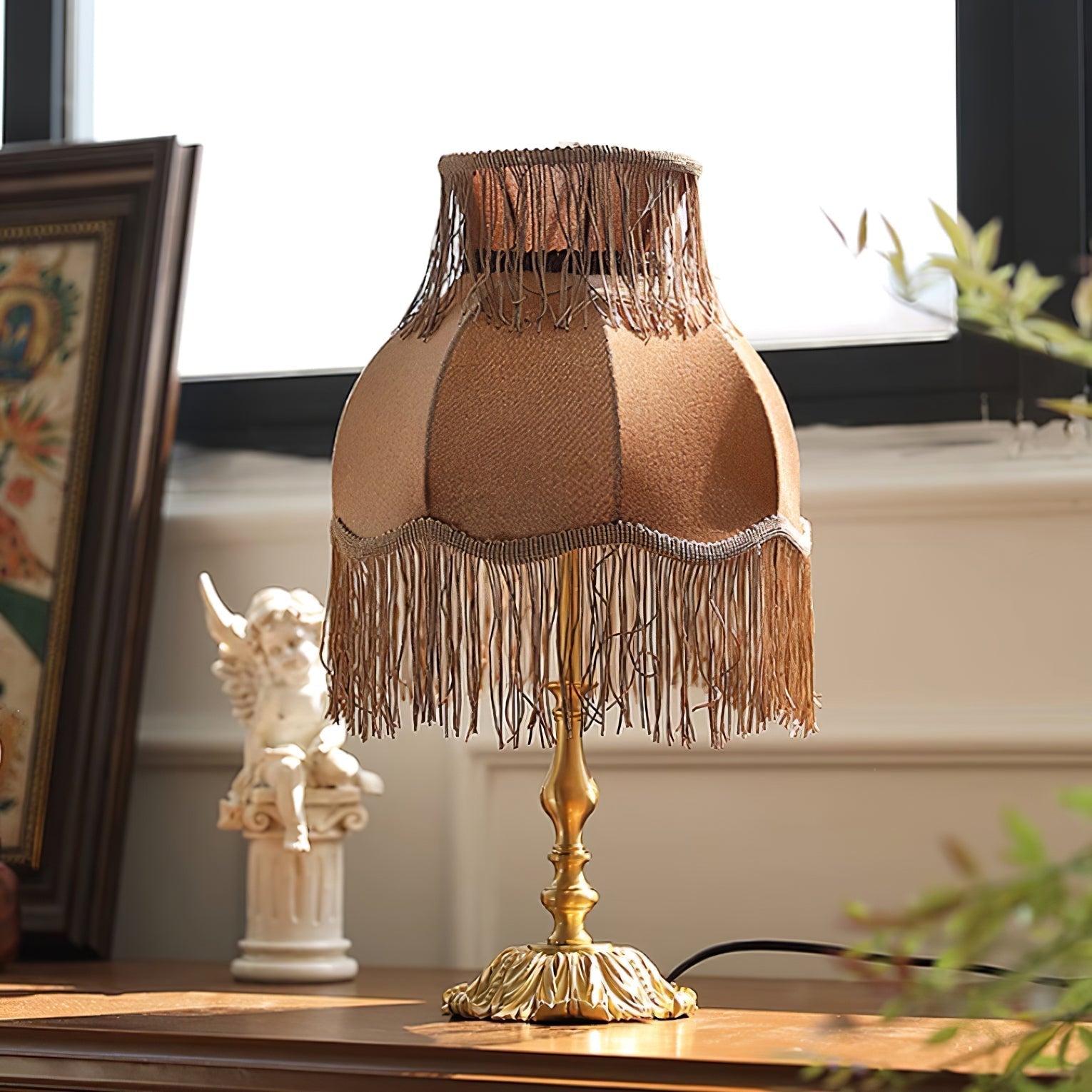 Lampe en Laiton Moderne avec Franges - Éclairage Chaleureux et Élégant