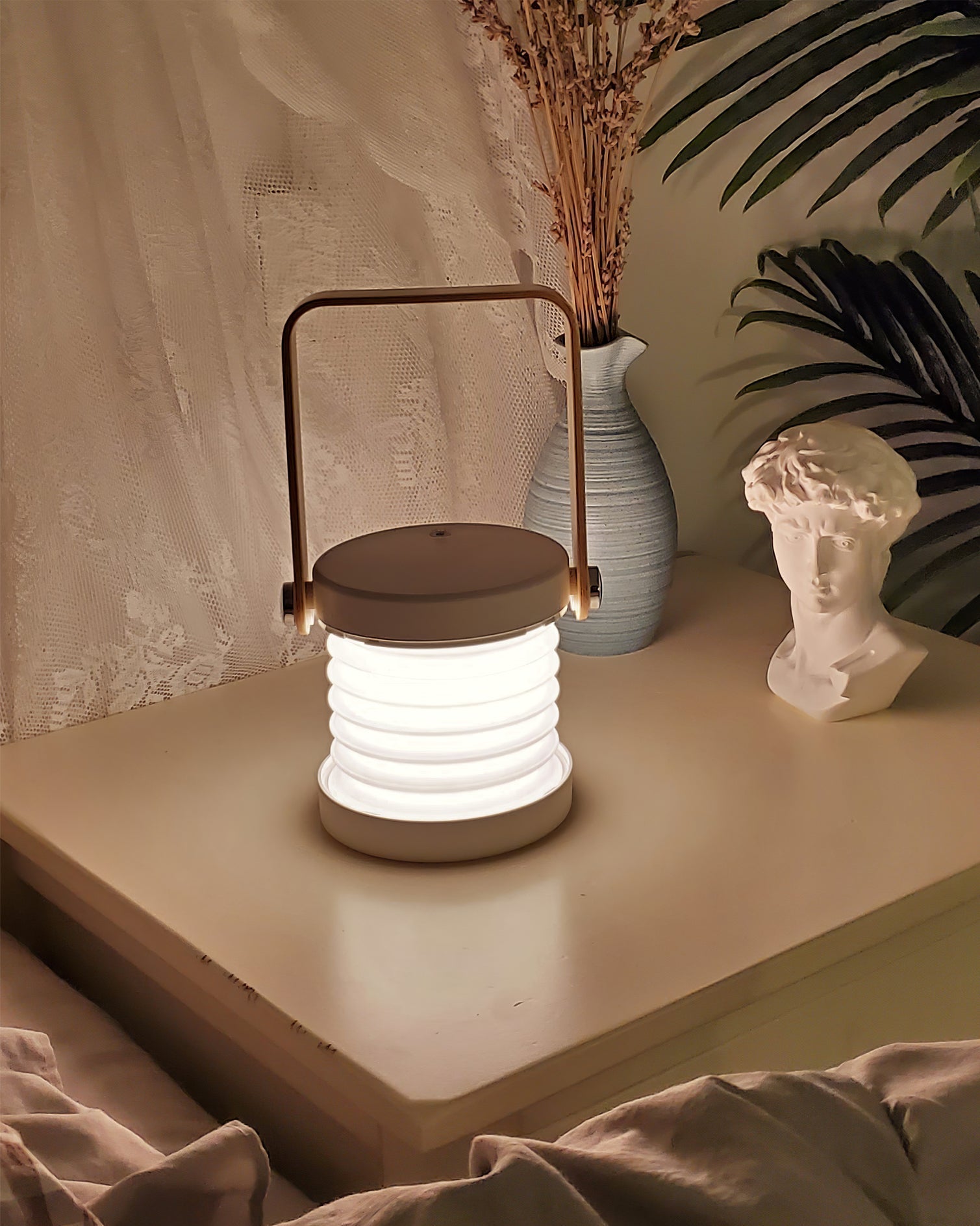 Lampe de Table Portable Élégante - Éclat Chaleureux et Design Unique