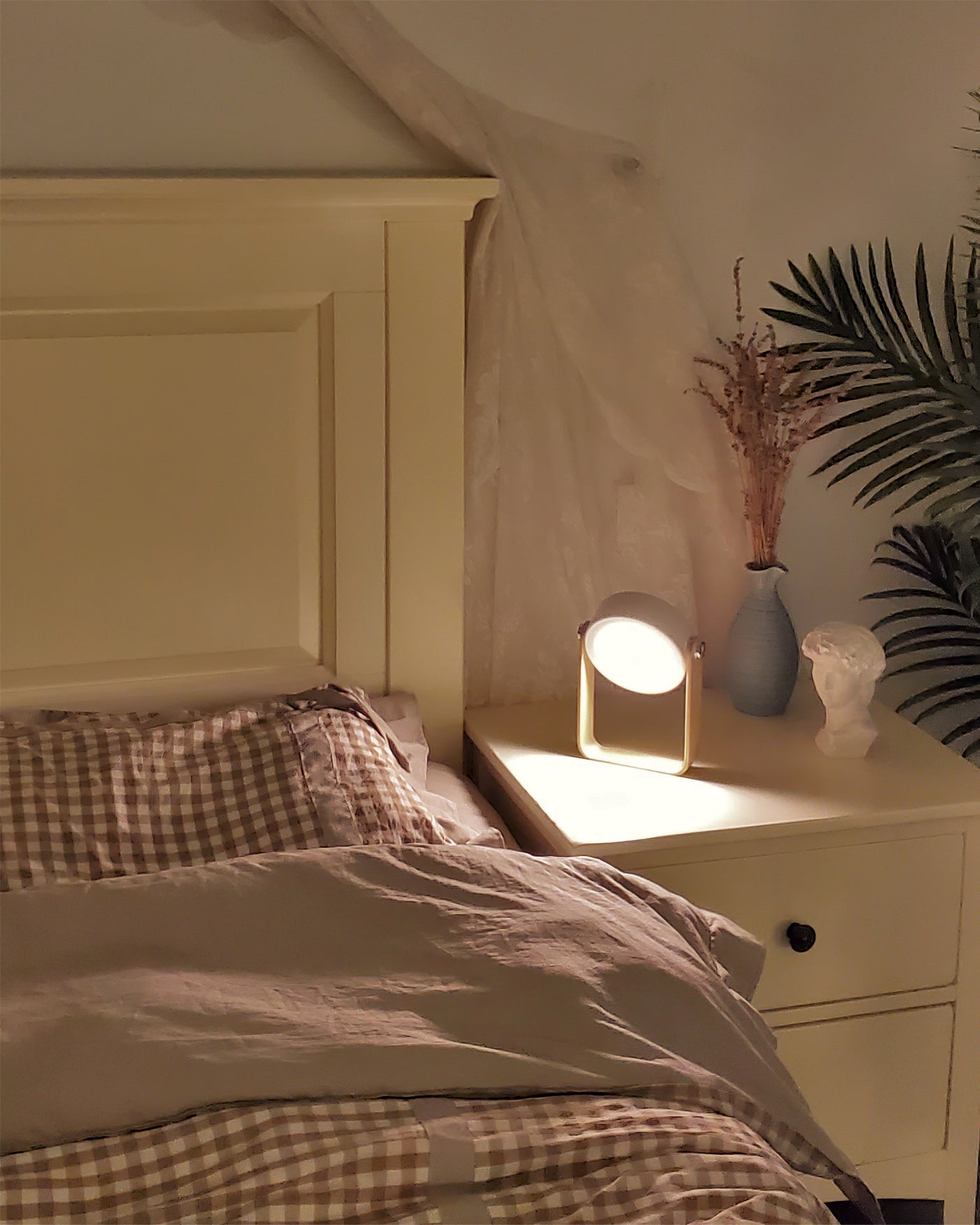 Lampe de Table Portable Élégante - Éclat Chaleureux et Design Unique
