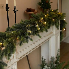 Guirlande de Noël avec Éclairage LED - Décoration Festive en Pin Artificiel