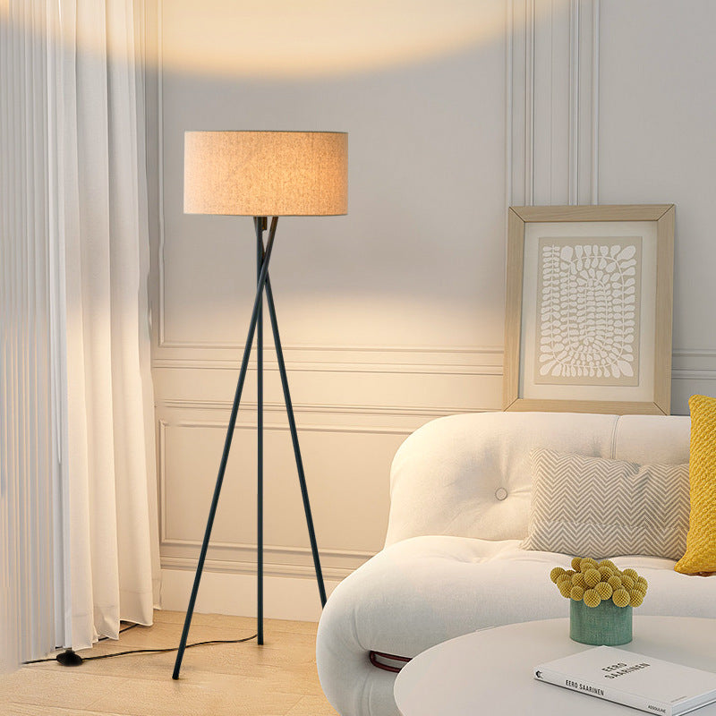 Lampe de Sol en Soie - Élégance Contemporaine et Atmosphère Chaleureuse