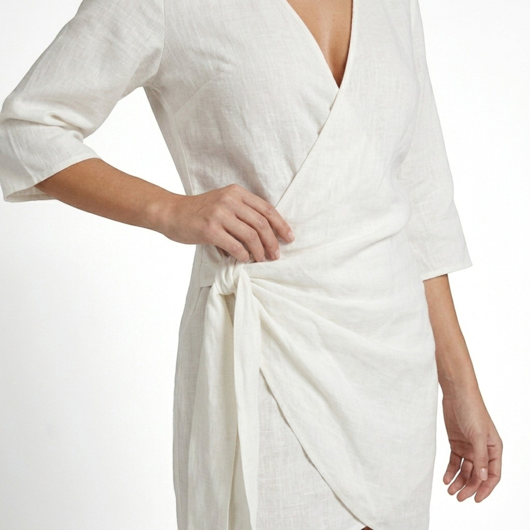 Robe mini portefeuille en lin légère ourlet asymétrique style estival femme