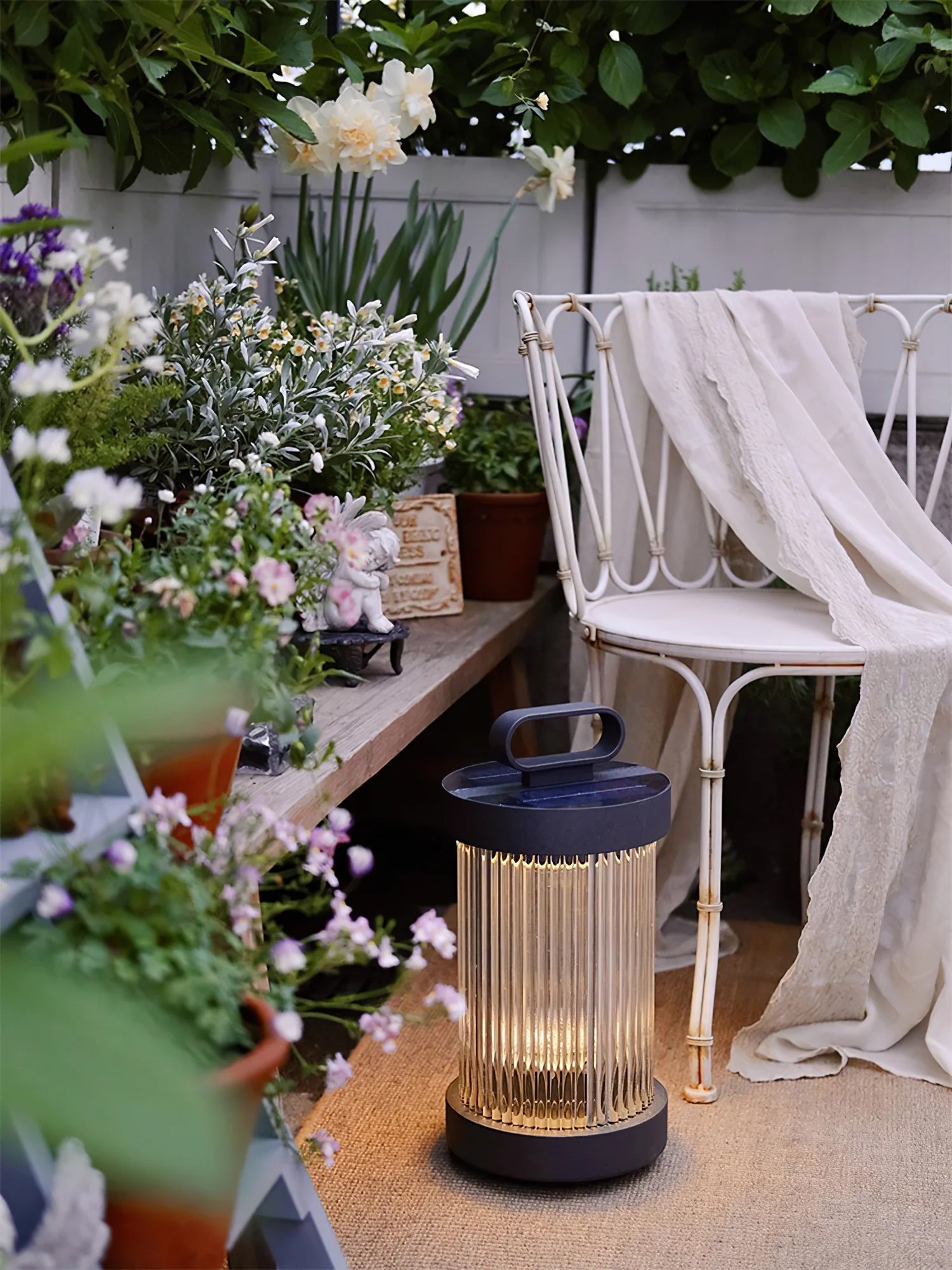 Lampe de Jardin Solaire en Verre - Éclairage Élégant et Résistant aux Intempéries