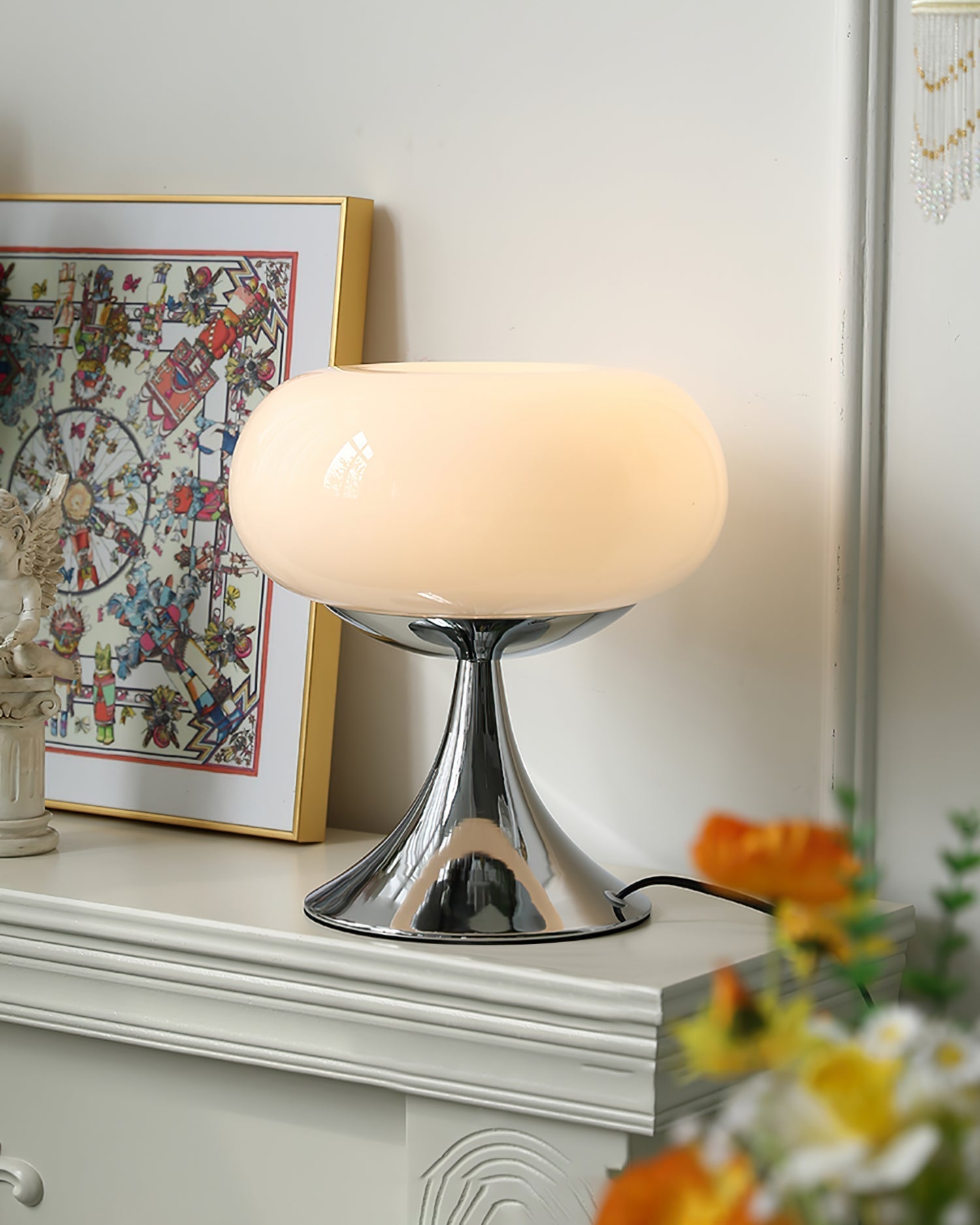 Lampe Contemporaine en Verre et Métal - Design Unique et Éclairage LED Économe