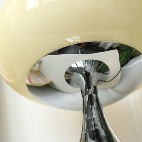 Lampe Contemporaine en Verre et Métal - Design Unique et Éclairage LED Économe