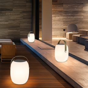 Lampe Solaire Portable pour Patio - Éclairage Écologique et Élégant