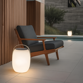 Lampe Solaire Portable pour Patio - Éclairage Écologique et Élégant