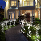 Lampes de Jardin LED Solaires - 8 Modes d'Éclairage et Énergie Durable