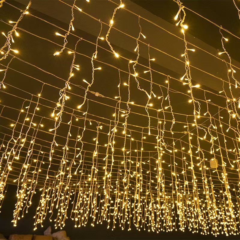 Lumières de Guirlande Étanches pour Extérieur - Ambiance Festive et Éblouissante