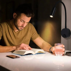 Applique Murale LED Ajustable - Éclairage Ciblé pour Lecture et Bureau