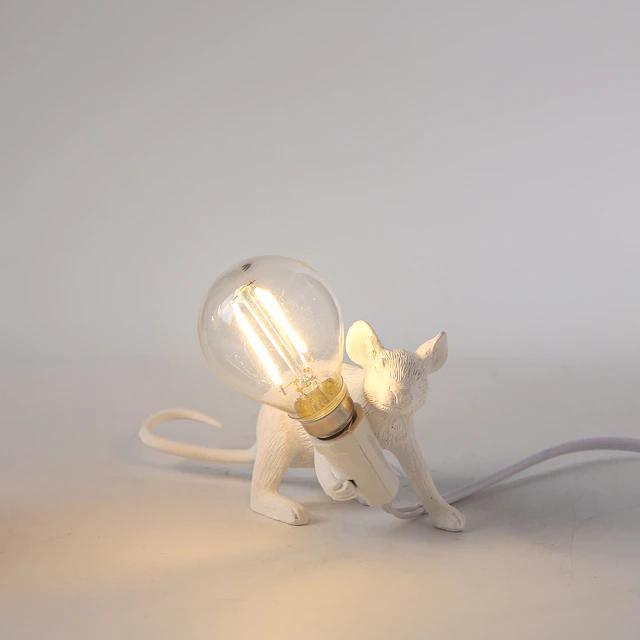 Lampe de Table Élégante - Design Unique et Ambiance Cozy