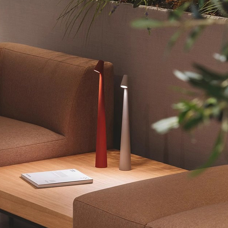 Lampe de Table Minimaliste Élégante - Design Contemporain et Fonctionnel