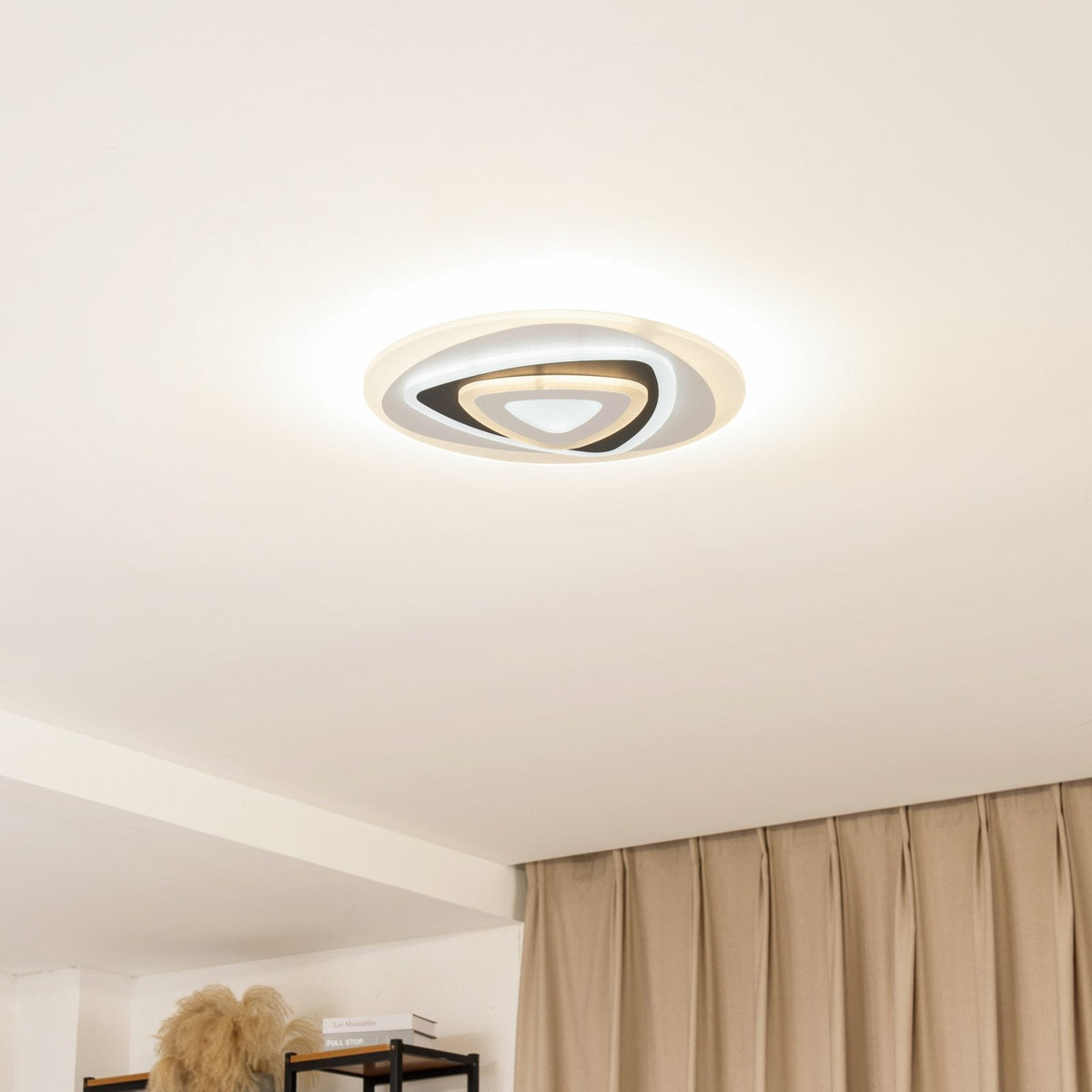 Plafonnier LED Moderne Réglable - Éclairage Brillant et Design Épuré