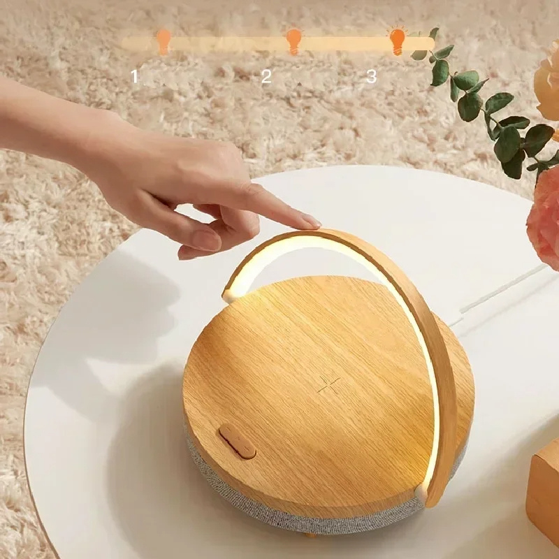 Lampe de Table Multifonctionnelle - Chargeur Sans Fil et Haut-Parleur Bluetooth