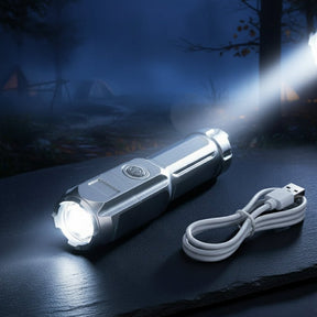 Lampe de Poche LED Étanche | Luminosité Extrême de 100000 Lumens