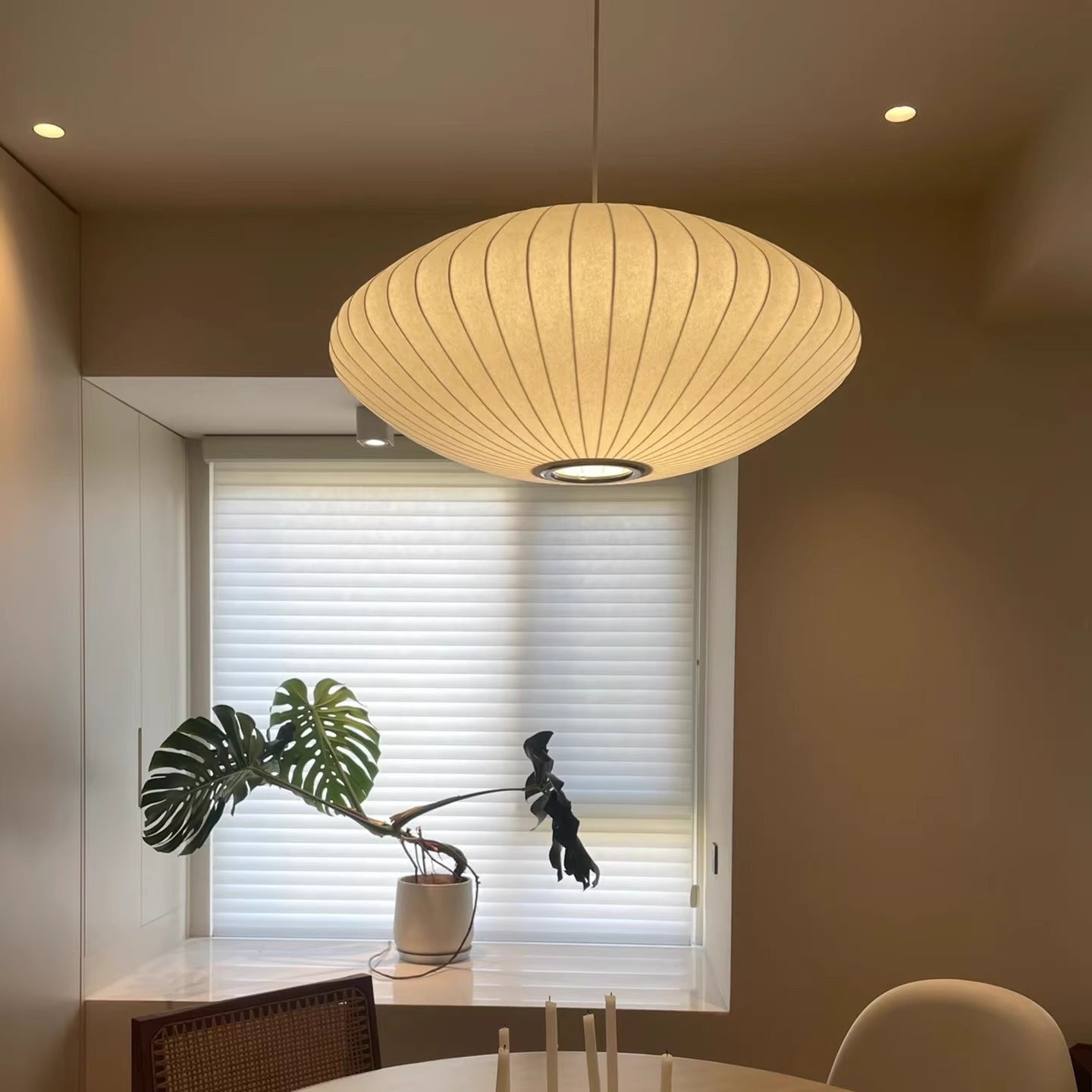 Lampe Suspendue en Soie Italienne - Design Élégant et Ambiance Chaleureuse