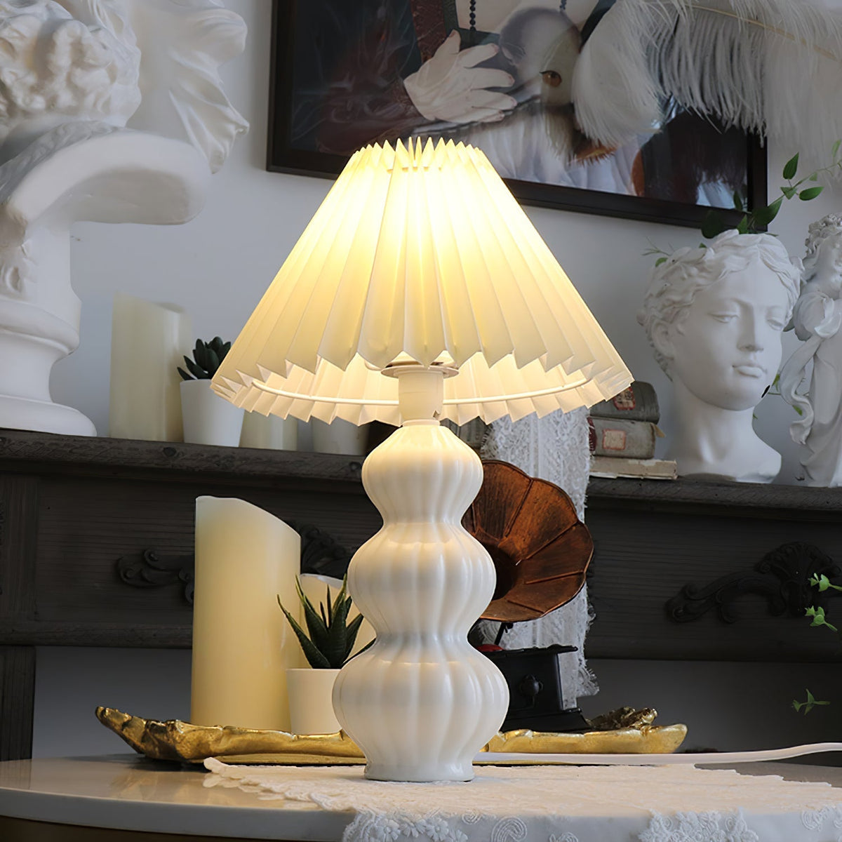 Lampe de Table Plissée - Élégance et Atmosphère Chaleureuse