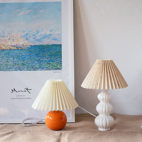 Lampe de Table Plissée - Élégance et Atmosphère Chaleureuse