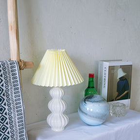 Lampe de Table Plissée - Élégance et Atmosphère Chaleureuse