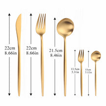 Couverts Modernes en Acier Inoxydable - Design Élégant et Durable pour Dîner