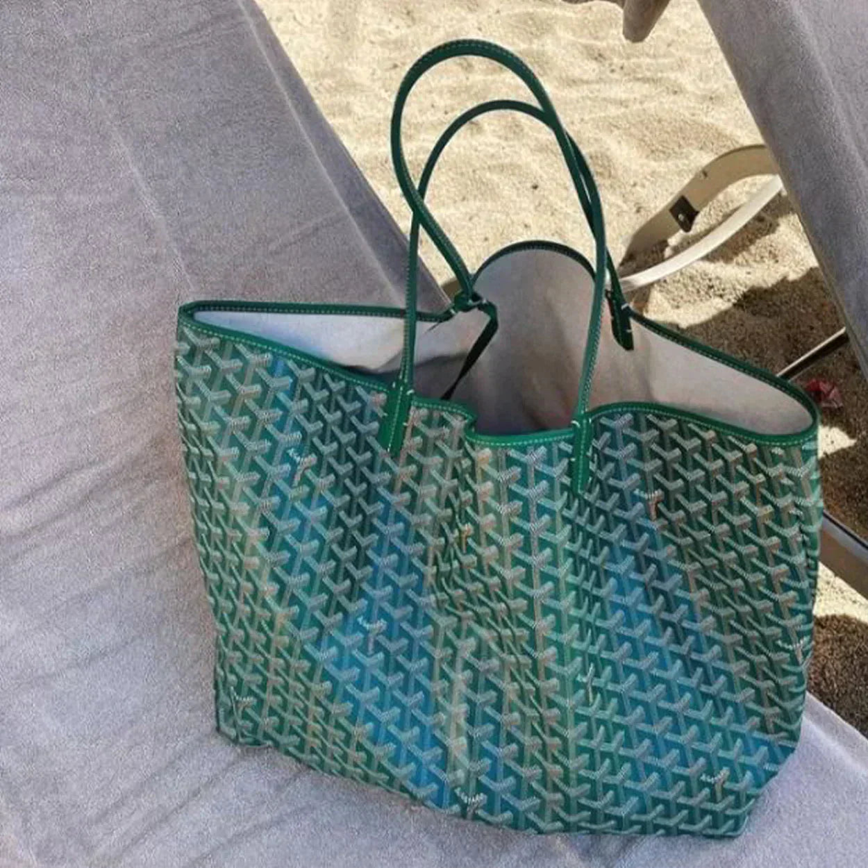 Sac à Main Élégant pour Femmes - Design Pratique et Polyvalent