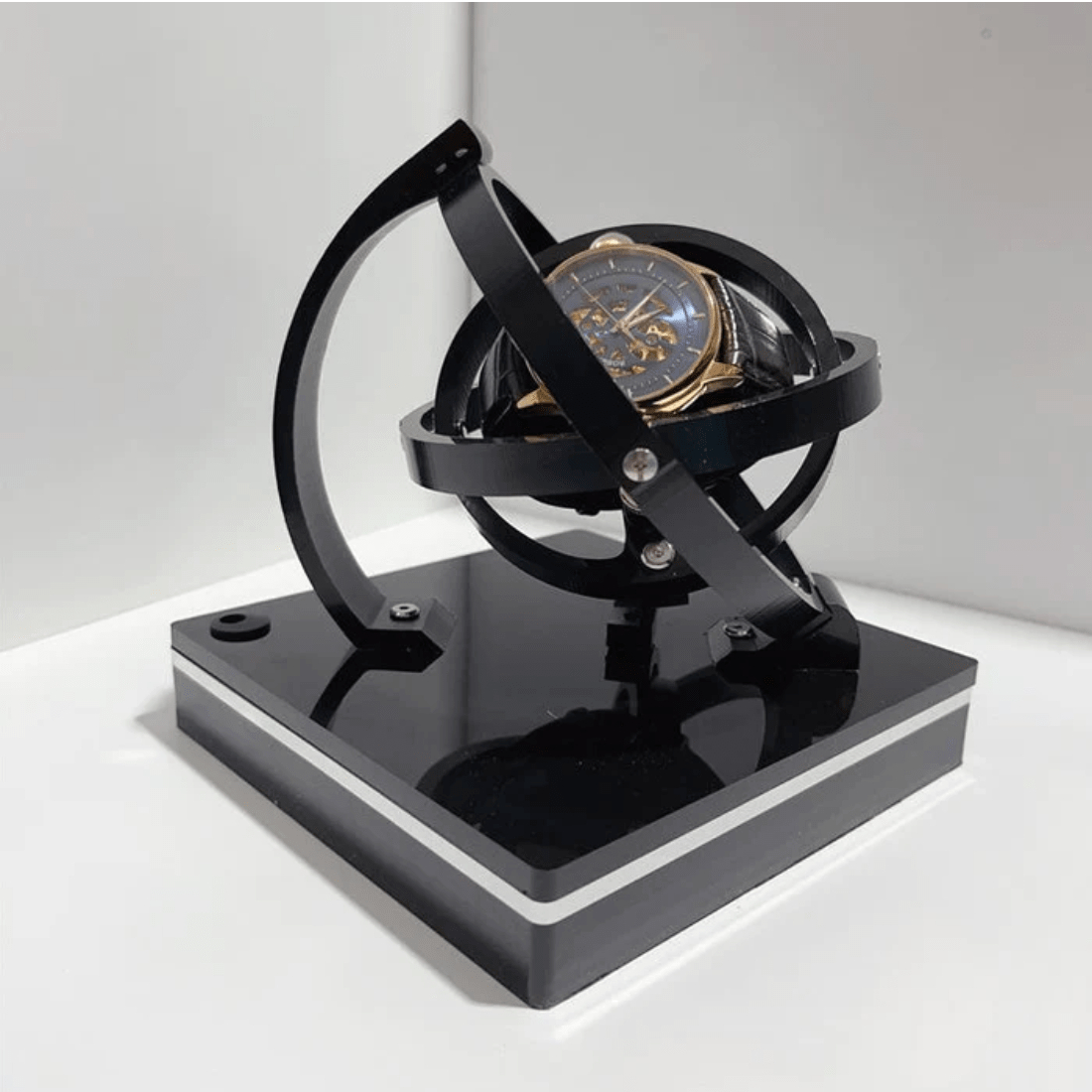 Remontoir de Montres Automatique - Design Élégant et Fonctionnel