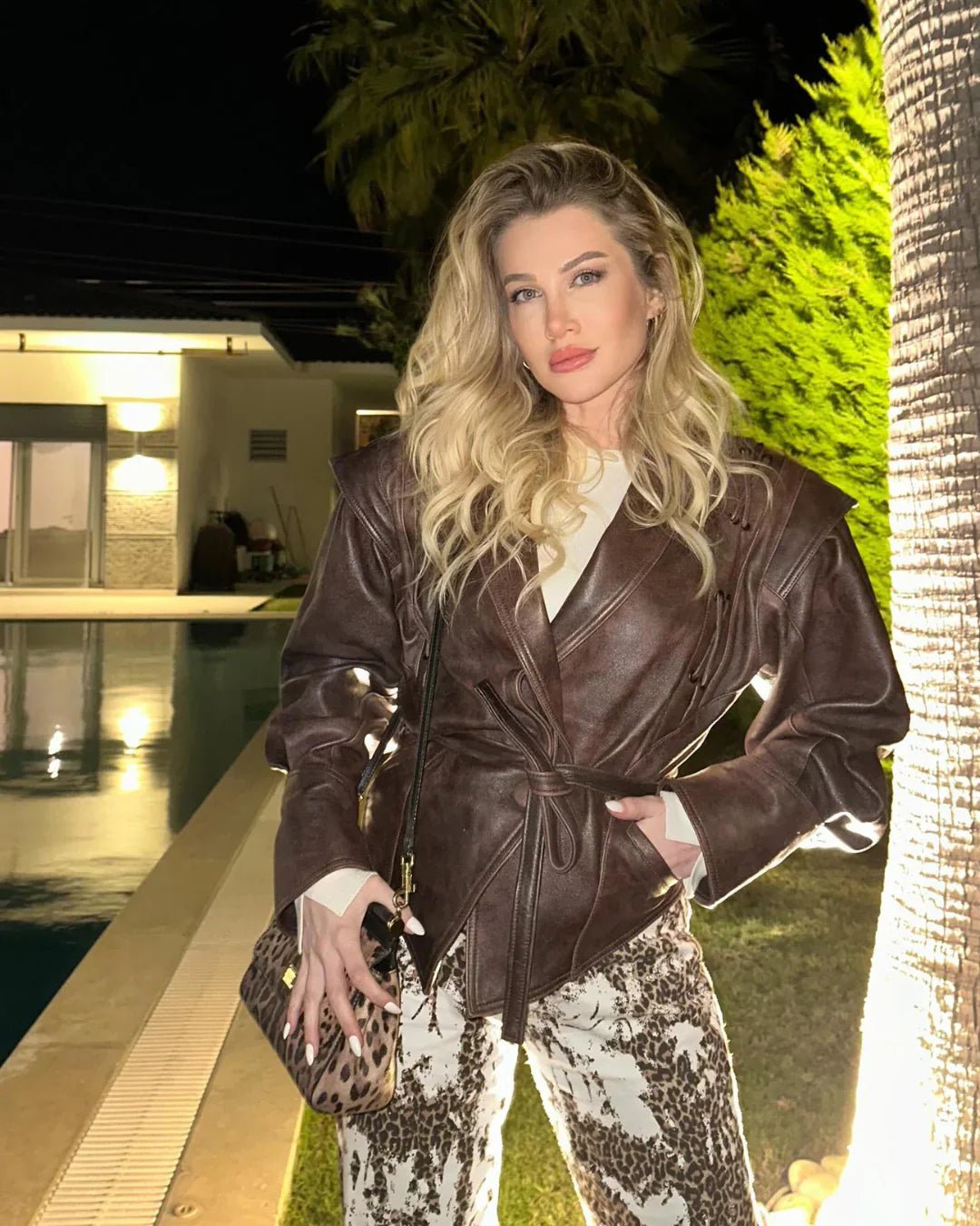 Manteau d'Hiver Élégant pour Femme - Ceinture à Nouer et Look Flatteur