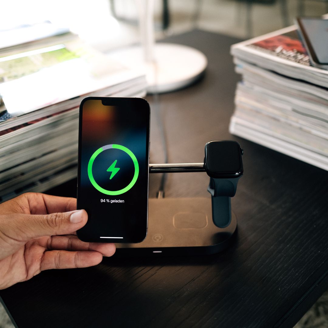 Chargeur Sans Fil 3-en-1 pour Appareils - Charge Rapide et Design Élégant