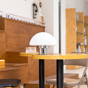 Lampe de Table Blanche Chrome - Design Élégant et Luxueux