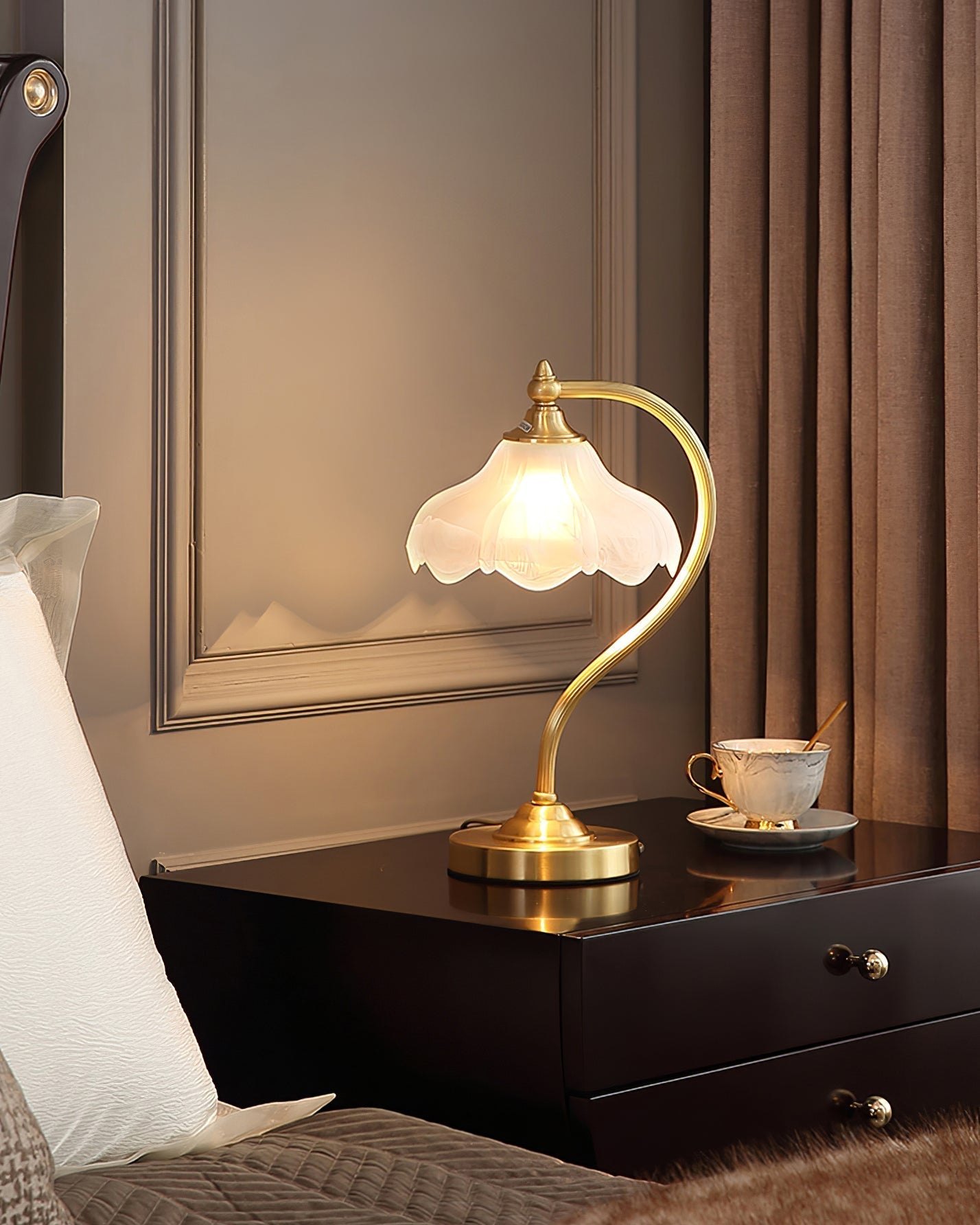 Lampe de Table Élégante en Verre - Design Raffiné et Glamour pour Votre Intérieur