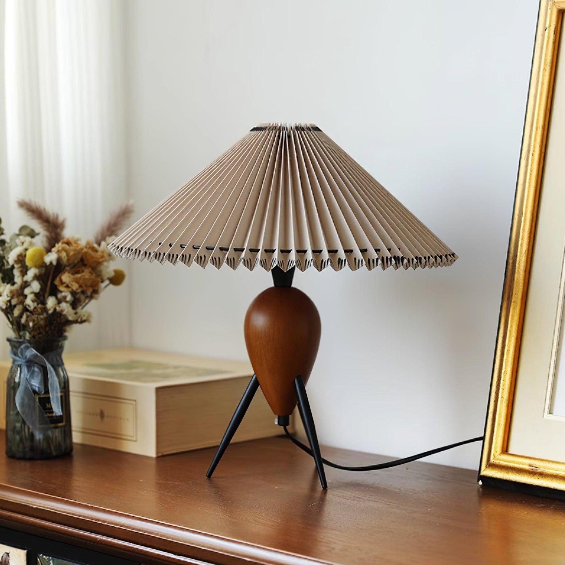 Lampe LED Trépied en Bois - Élégance Naturelle et Style Contemporain
