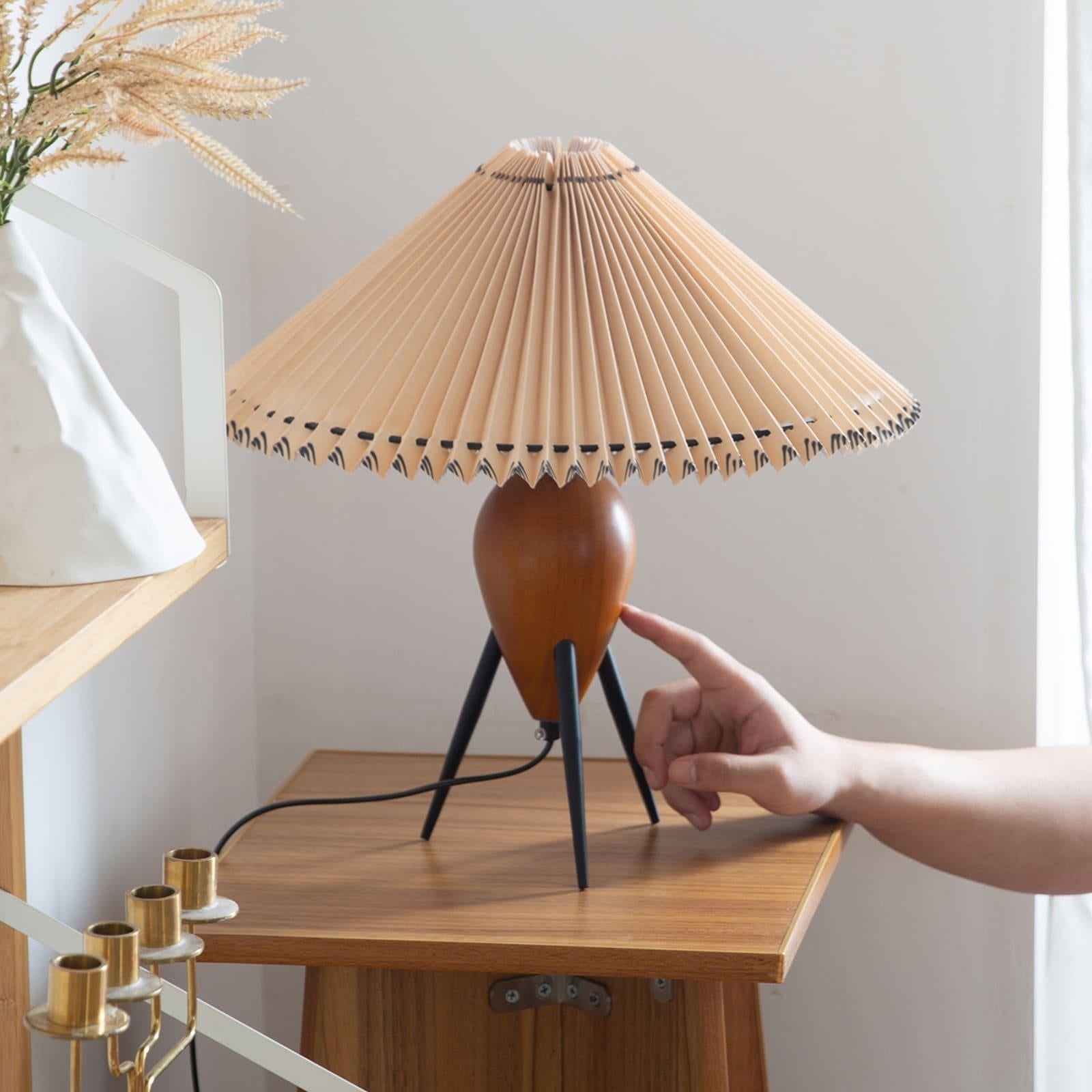 Lampe LED Trépied en Bois - Élégance Naturelle et Style Contemporain