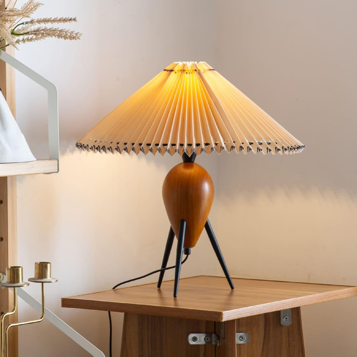 Lampe LED Trépied en Bois - Élégance Naturelle et Style Contemporain