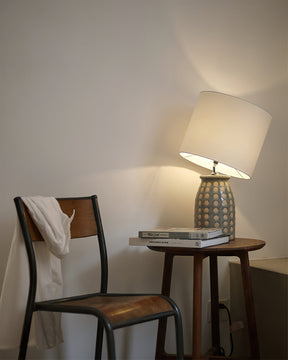 Lampe de Table en Céramique - Élégance Intemporelle et Fonctionnalité