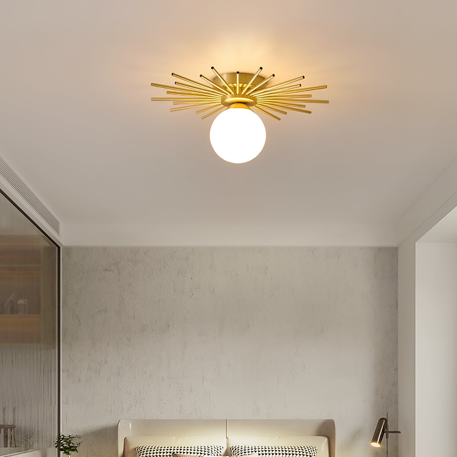 Éclairage de Plafond Élégant - Design Unique en Laiton et Verre
