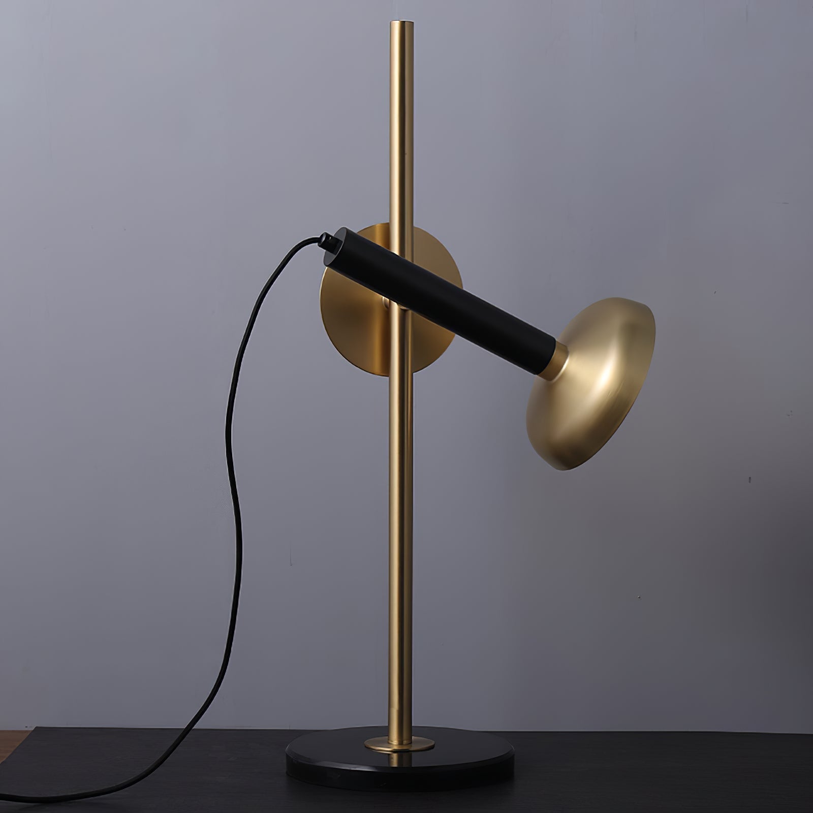 Lampe de Table LED Élégante - Design Raffiné avec Fonction Tactile